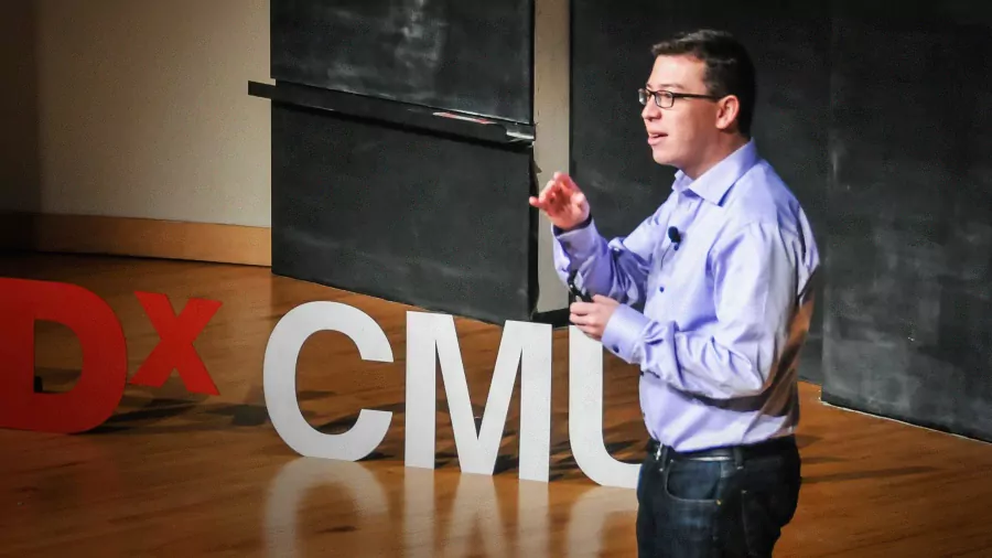 Massive-scale online collaboration | Luis von Ahn